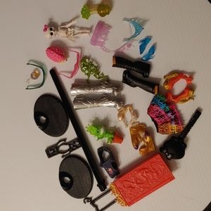 Monster high odds and ends.